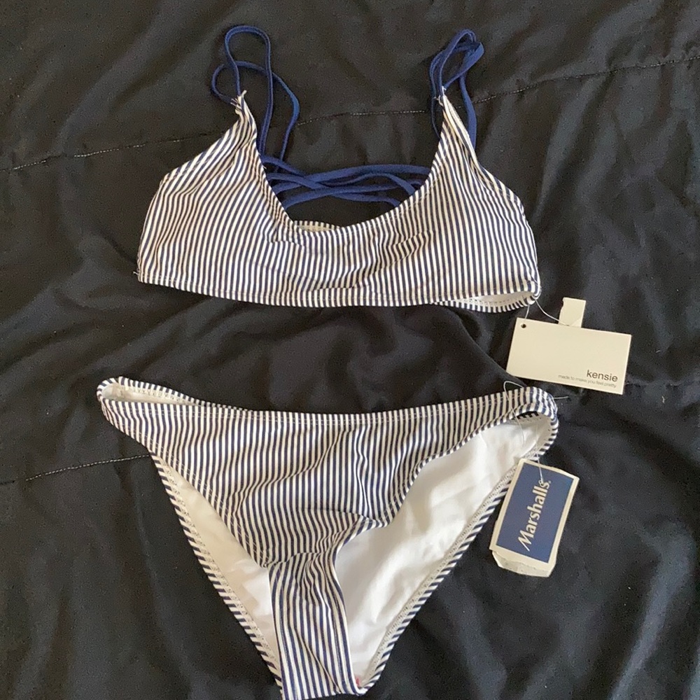 Bathing suit